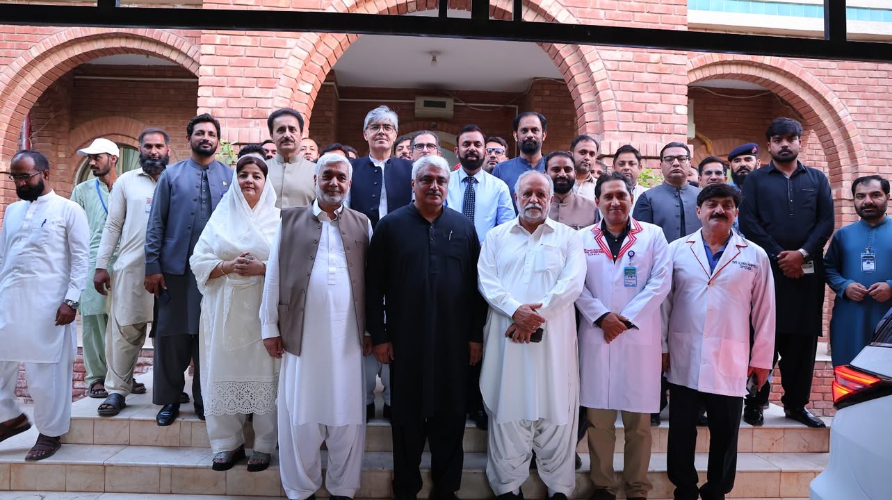 Sheikh Zayed Medical College/Hospital Rahim Yar Khan