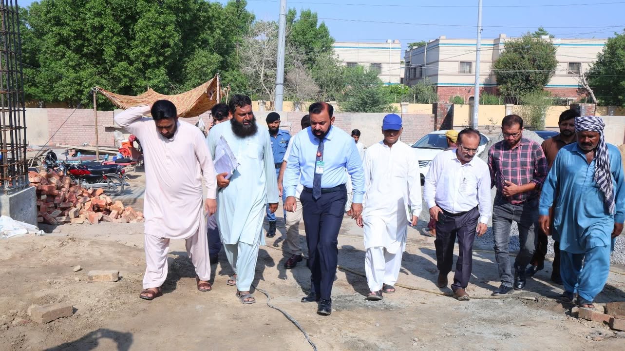 Sheikh Zayed Medical College/Hospital Rahim Yar Khan